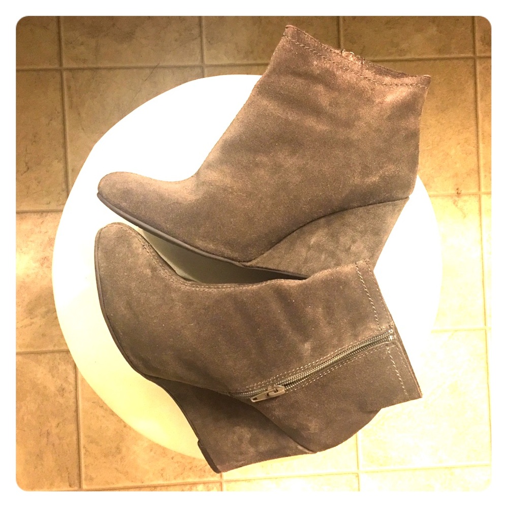 Taupe wedge heel booties